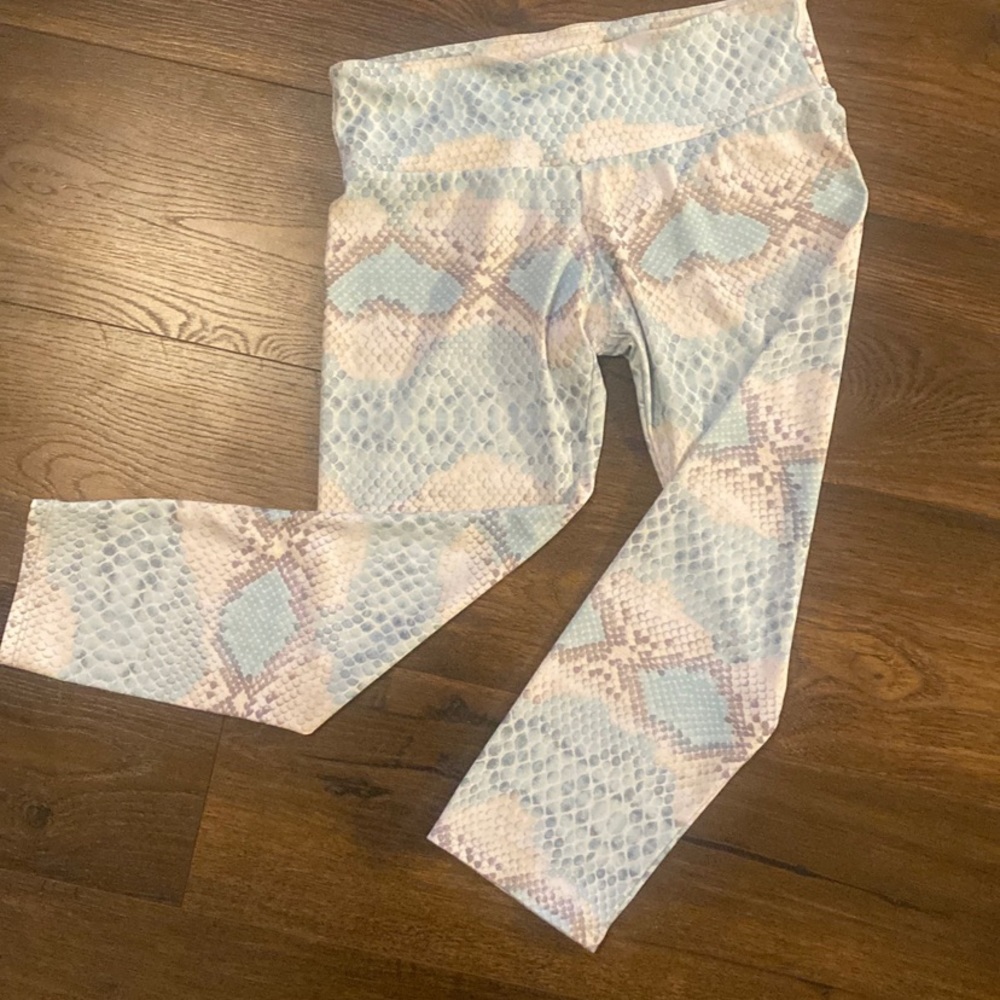 Onzie leggings size S/M